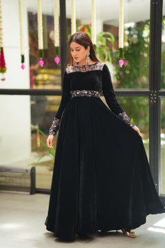 DD592 - Ria Premium Designer Gown