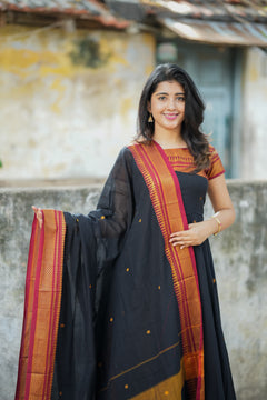 DD624 - Karunya Pure Handloom Anarkali