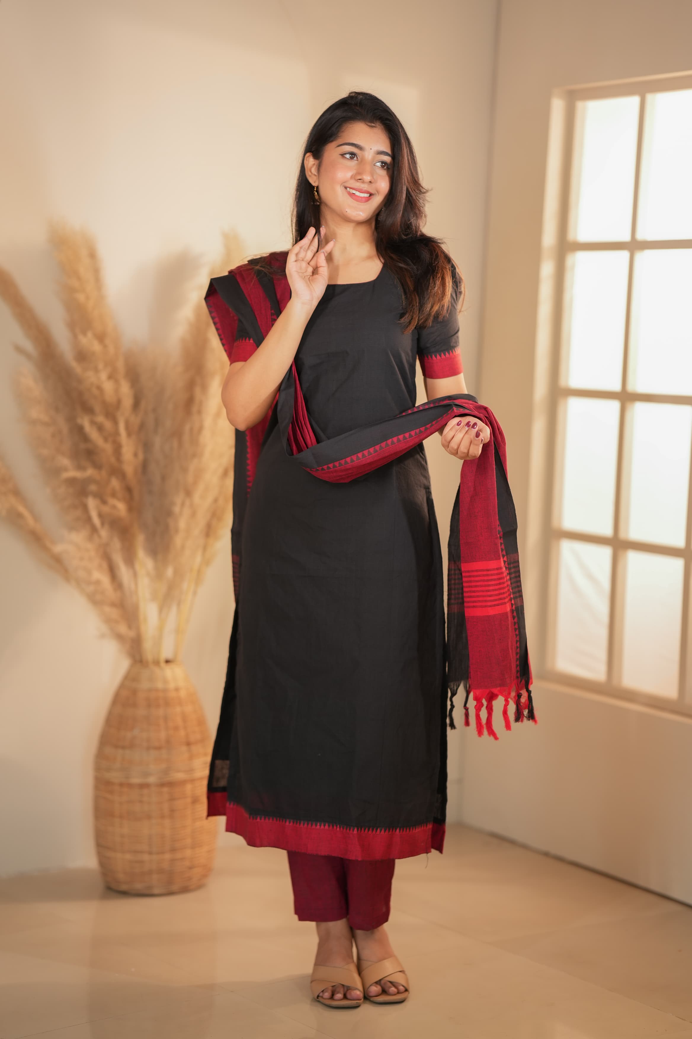 DD629 - Deepika Pure Handloom cotton kurti