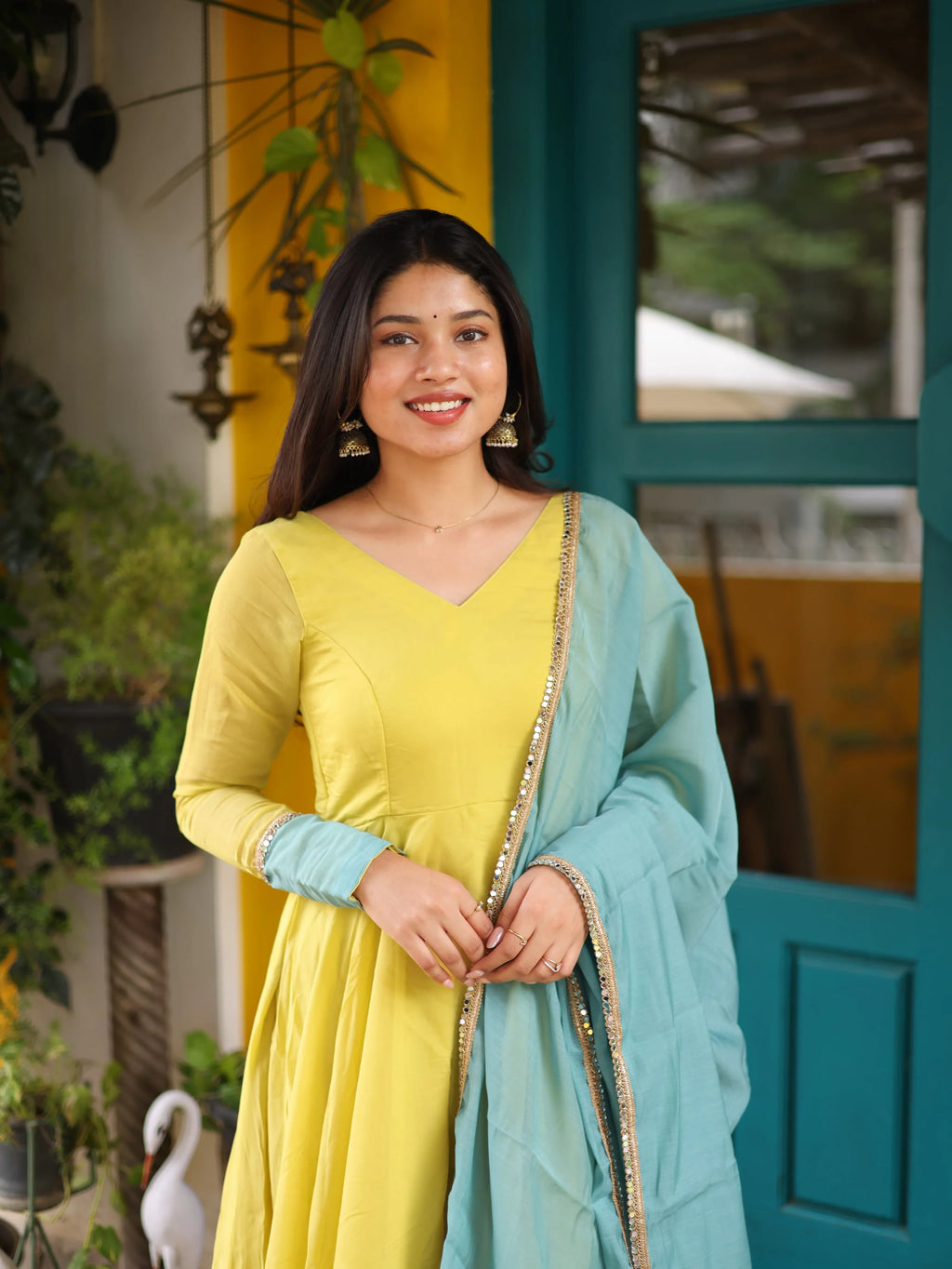Deepoo Designers: Online Shopping for Anarkalis, Kurtis, Lehangas