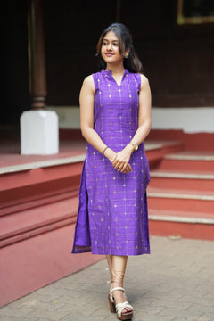 DD907 - Vithya Simple and Elegant Kurti