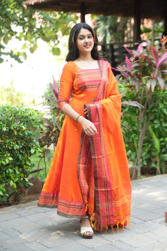 DD910 - Vinith Premium Handloom Anarkali