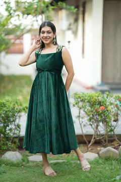 DD915 - Aneesha Premium Velvet Dress