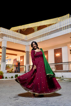 DD995 - Aadhya Premium Handloom Anarkali